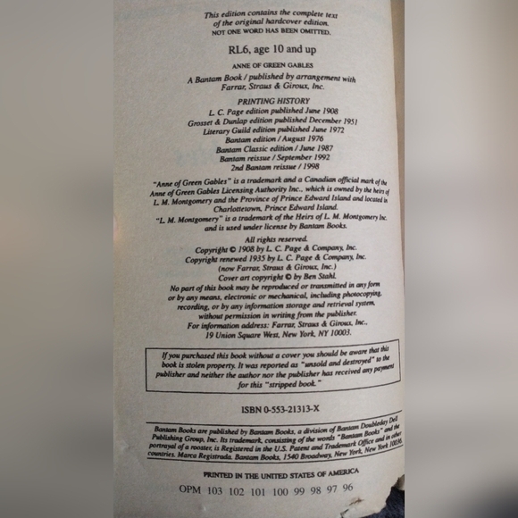 Anne of Green Gables 100th Anniversary Collectors Addition Paperback Book - Picture 8 of 11